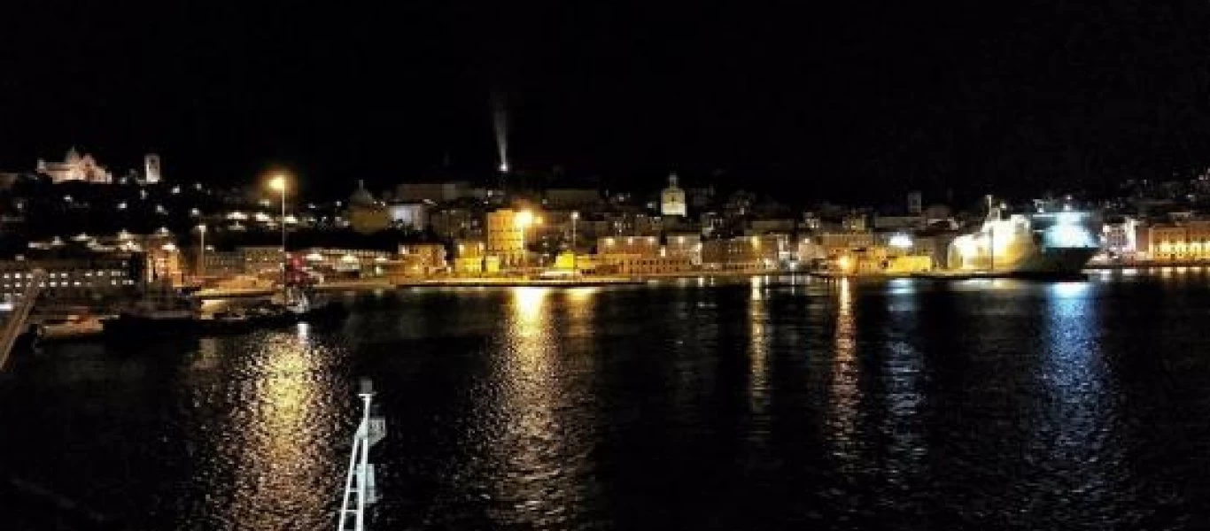 Επαναπατρισμός: Απέπλευσε από την Ανκόνα το πλοίο με 250 Έλληνες από την Ιταλία